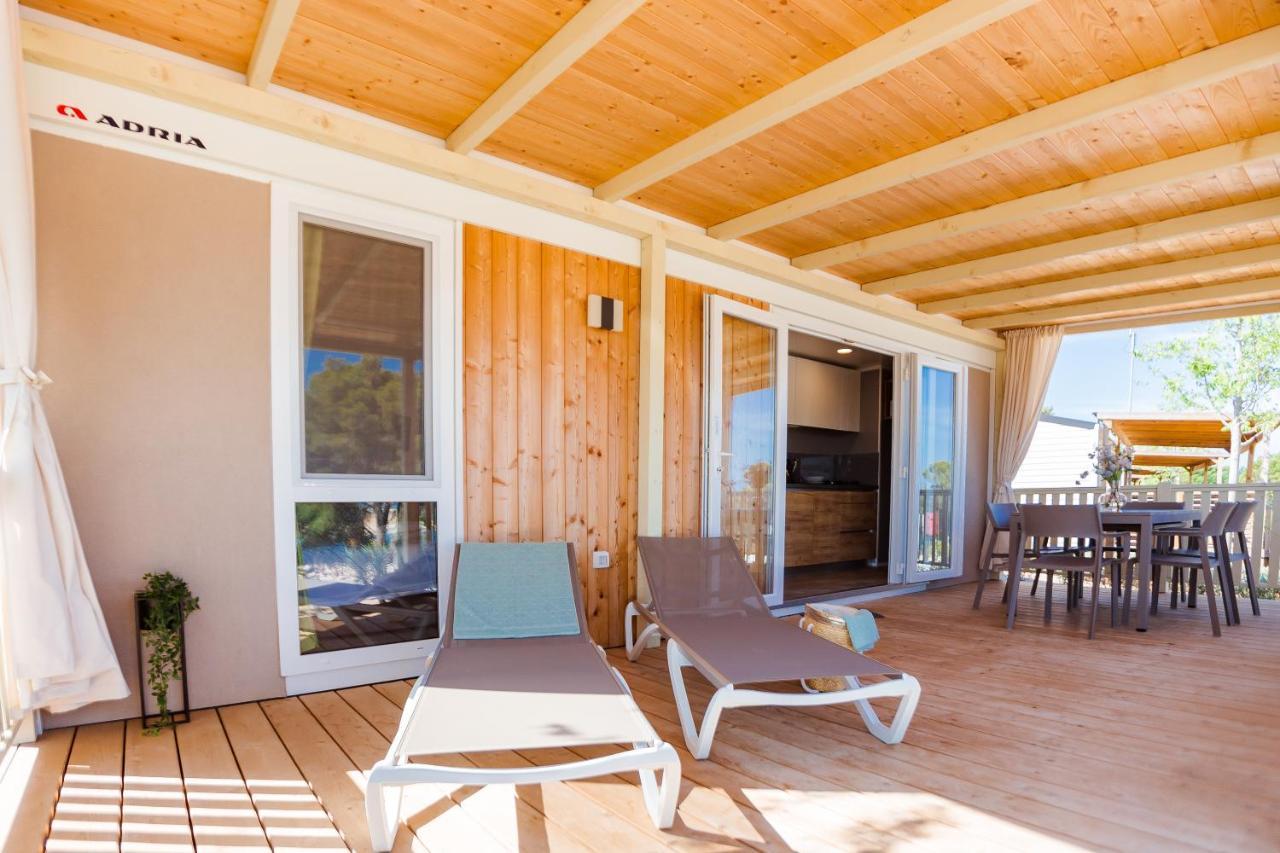 Premium Mobile Homes Istria - Camping Lanterna Porec - Luxury Mobilhome エクステリア 写真