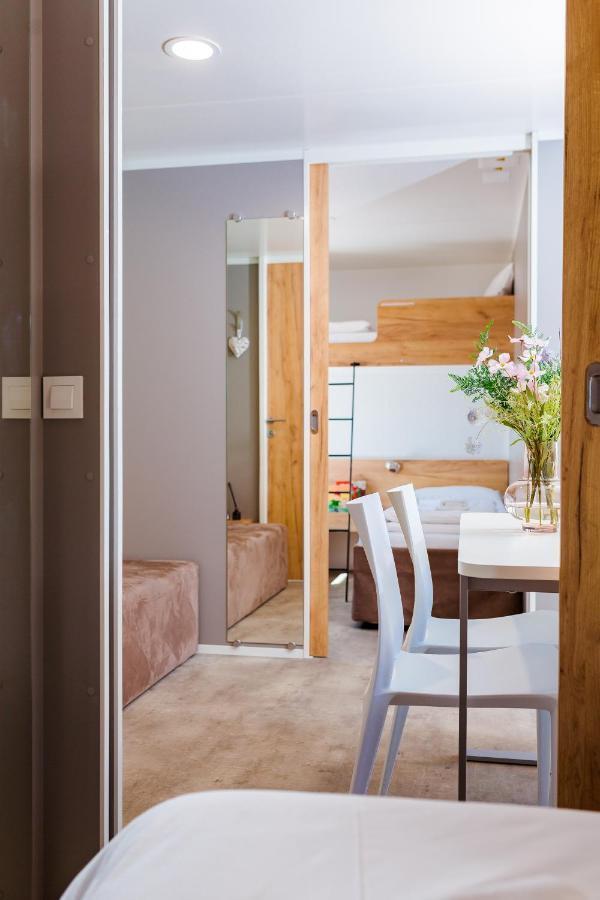 Premium Mobile Homes Istria - Camping Lanterna Porec - Luxury Mobilhome エクステリア 写真