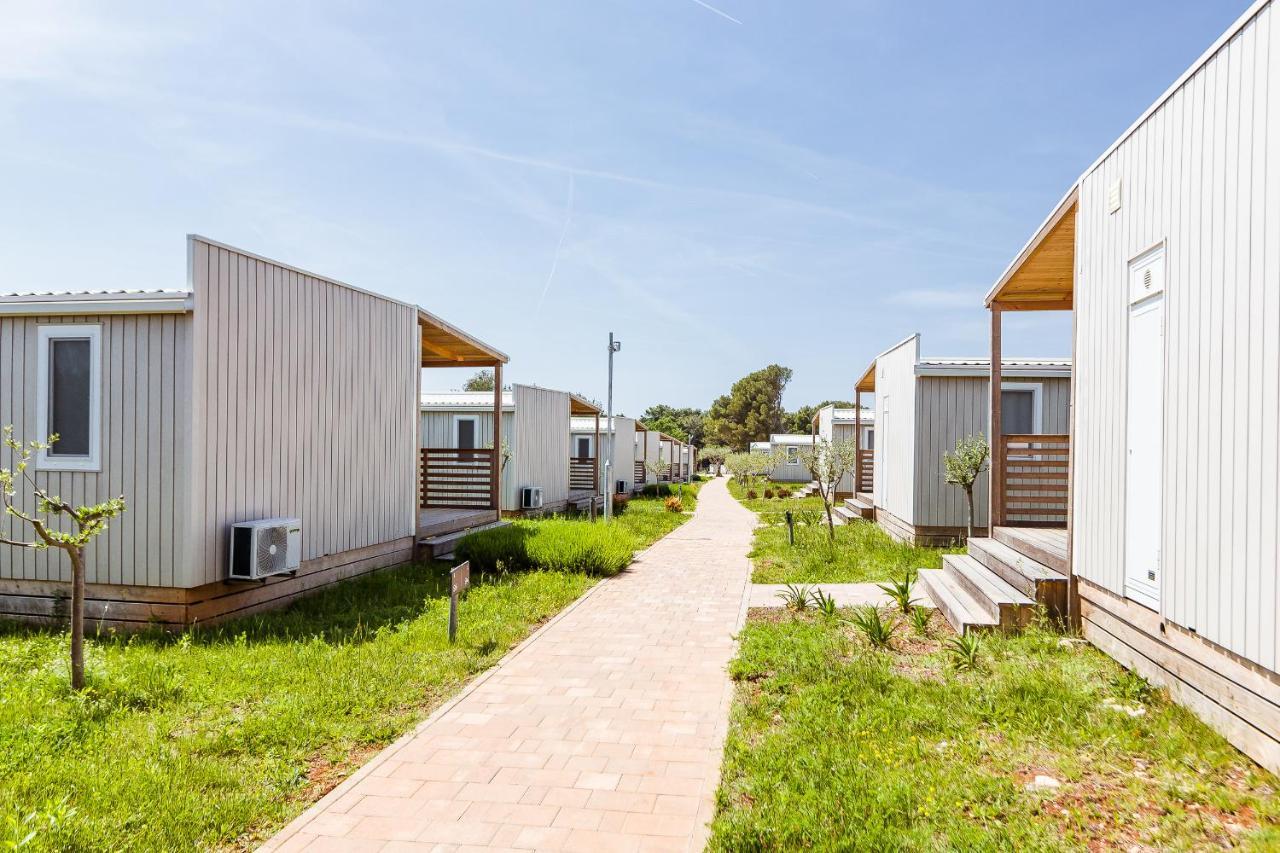 Premium Mobile Homes Istria - Camping Lanterna Porec - Luxury Mobilhome エクステリア 写真
